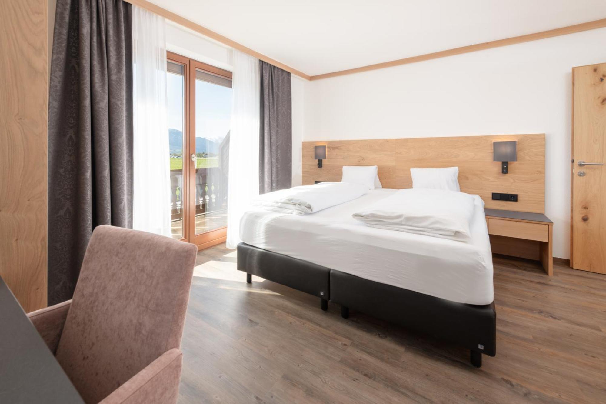 Hotel Alpenblick Attersee Exterior photo