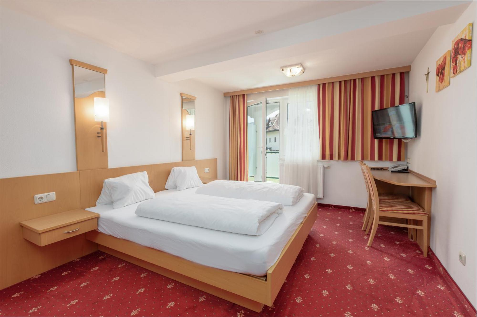 Hotel Alpenblick Attersee Exterior photo